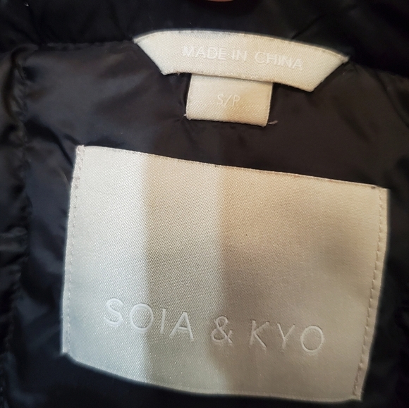 Soia & Kyo short puffer jacket / coat. Down & feather. Black. Hooded. Size S. - Picture 4 of 10